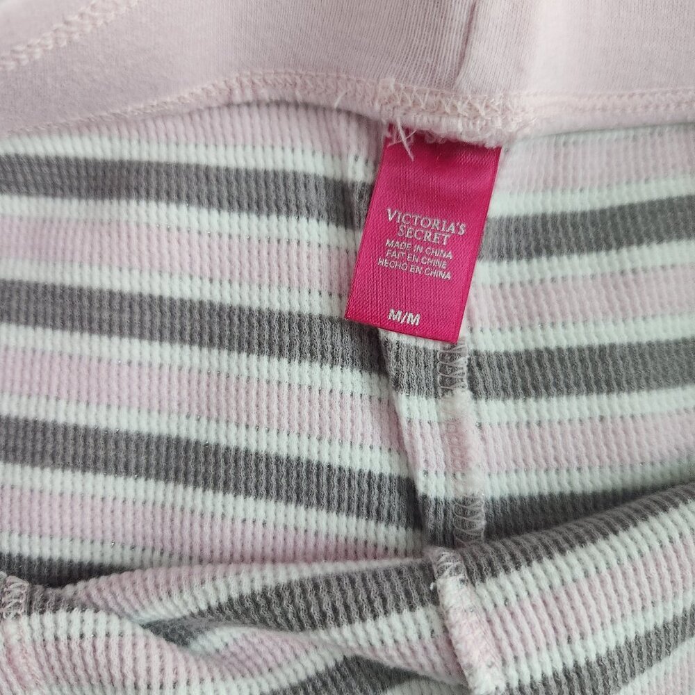 Victoria's Secret PJ Top and Shorts - Picture 4 of 6